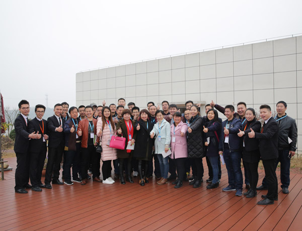 攜手并進，共創共贏——熱烈歡迎科恩陜西經銷商團隊到廠參觀學習